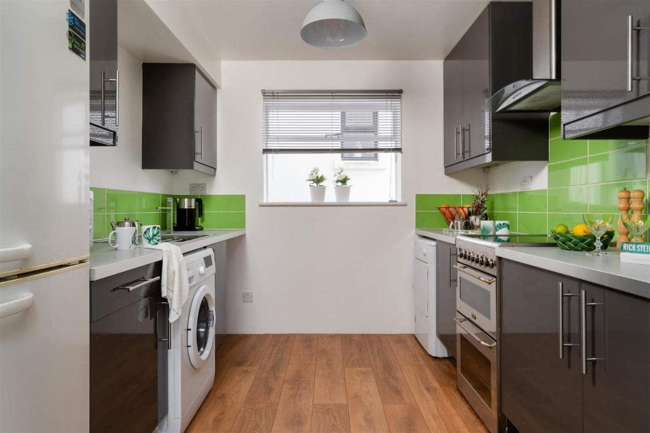 Palm Grove Apartments 토키 외부 사진