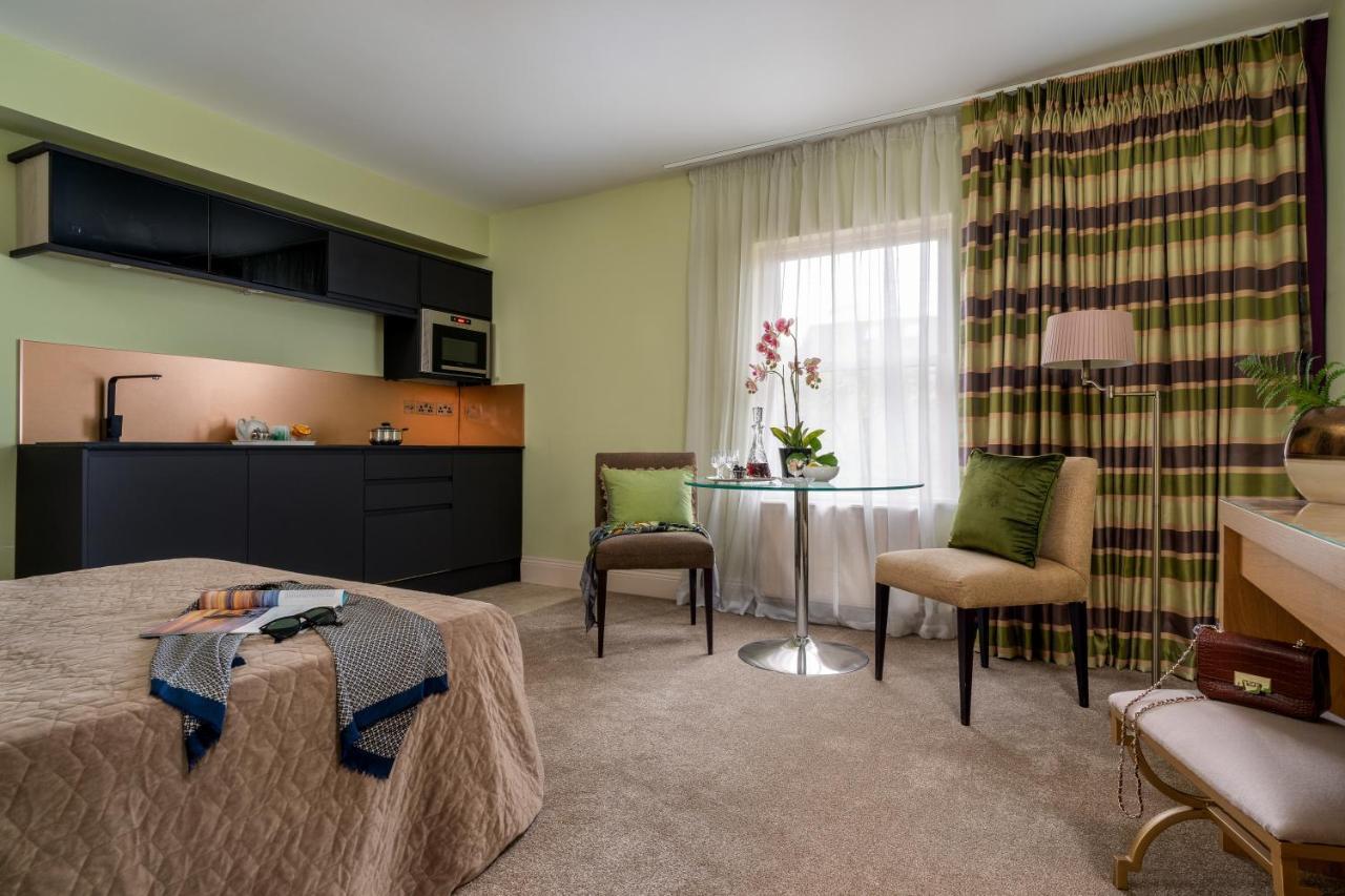 Palm Grove Apartments 토키 외부 사진