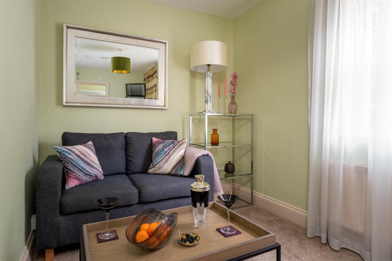 Palm Grove Apartments 토키 외부 사진